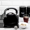 King Hoff Kinghoff KH-1221“ juodo spalvos 3,4 l nerūdijančio plieno virdulys su švilpimu