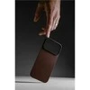 Dėklas Nomad magnetinis odinis dėklas, kaimiško stiliaus rudas (Horween), Magsafe - iPhone 17 Pro