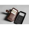 Dėklas Nomad Modern Leather Folio, rustic ruda (Horween) - iPhone 17 Pro