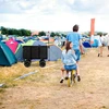 Relaxdays Aukštas tvirtas vežimėlis su juodais ratlankiais