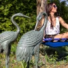 Relaxdays Dekoratyvinė ketaus gervės statulėlė