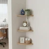 Relaxdays Kampinė sieninė lentyna, riešutmedis