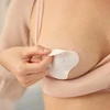 Momcozy hidrogeliniai spenelių įklotai su raminančiu lanolinu 6vnt.