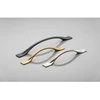Zamak handle FLOW C = 128 mm champagne