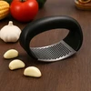 Winder Home Nerūdijančio plieno česnako presas – ergonomiškas spaudiklis lenktu pagrindu