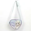 „Disney Frozen“ apkabinimo rankinė per petį