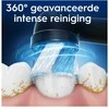 Oral-B iO Ultimate Clean šepetėlio galvutė veiksme