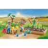 Playmobil – idiliškas daržovių sodas su seneliais (71443)