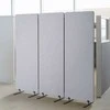 Kambario pertvara 3 sekcijos garso izoliacija PET poliesteris, privatumo ekranas šviesiai pilkas, nešiojama pertvaros siena, triukšmo mažinimo kambario pertvara