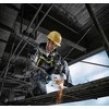 Bosch GWS 18V-7 kampinis šlifuoklis darbo procese