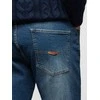 Denim Vyriškos CARROT FIT džinsinės kelnės su įbrėžimais – šviesiai mėlynos V1 OM-PADP-0250