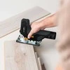 Akumuliatorinis siaurapjūklis Batavia 12V – „Fixxpack 2.0“ rinkinys (su 2.0 Ah Baterija Ir USB-C įkrovimo laidu)
