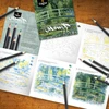 Castle Art Supplies Monet teminė 24 spalvotų pieštukų rinkinys metalinėje dėžutėje