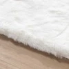 FRAAI Home &amp; Living minkštas baltas poliesterio kilimas 80 × 150 cm Comfy Supreme