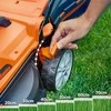 Lawnmaster akumuliatorinė vejapjovė, pjovimo plotis 34 cm, bešepetėlinis variklis, CLMF2434G