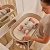 Lionelo mobilus kūdikių vystymo staliukas Rosie su reguliuojamu aukščiu ir stabdomais ratukais