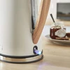 Swan Nordic pusryčių rinkinys – belaidis virdulys 1,7 l 2200 W ir duonos skrudintuvas 900 W, baltas dizainas