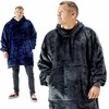 Megztinis pledas vyrams NOXNOX® Hoodie Blanket – šiltas džemperis antklodė su „Sherpa“ pamušalu, vienas dydis visiems