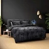 Patalynės komplektas Veliūro patalynė Dreamhouse Crushed Velvet juodos spalvos 200×220 cm, su 2 pagalvių užvalkalais
