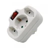 V-tac 3vietis lizdo adapteris, baltas, 2 jungtys 2,5A, viena 16A, su jungikliu