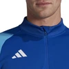 Adidas Tiro 23 Competition Training Top M HU1309 |” Pasiruoškite varžyboms su „Adidas Tiro 23 Competition“ treniruočių viršutine dalimi. Sukurta atlikti treniruočių metu, ši viršutinė dalis pasižymi drėgmę sugeriančia „AEROREADY“ technologija,1