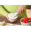 Quirky Scoop - Measuring Spoon and Spreading Peilis (Baltas)