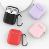Hurtel dėklas skirtas AirPods 2 / AirPods 1 silicone soft dėklas skirtas headphones + keychain carabiner pendant rožinės spalvos (case D)