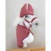 Rinkinys hobby horse arkliukams A4 ir A5: flisinė antklodė ir ausų apsaugos – berry