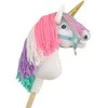 Hobby Horse vienaragis ant lazdos su spalvota karčiene ir auksiniu ragu A4