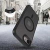 IPhone 16e dėklas – matinės juodos spalvos