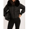 Juoda žieminė striukė su kailiniu gobtuvu