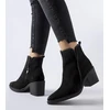 Juodi zomšiniai stiletto batai Karino