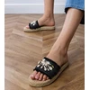 Juodos pintos espadrilės šlepetės su kriauklėmis moterims