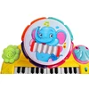 Linksmoji pianino klaviatūra su būgneliu