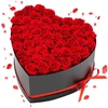 VEVOR Amžinos gėlės: 50 konservuotų raudonų rožių širdelės formos dėžutėje