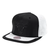 Mitchell & Ness NBA Čikagos Bulls Day One Snapback Bulls kepuraitė 6HSSMM19224-CBUWHBK