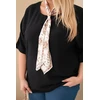 Moteriška Plus Size viskozinė palaidinė su dekoratyvine skarele, juoda