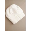 Moteriška žieminė kepurė beanie su dekoratyviniu pynimu, balta