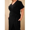 Moteriškas Plus Size kombinezonas su surišimu ties juosmeniu, juodas