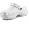 Moterų platforminiai klumpės Crocs Classic Platform Glitter Clog W 207241-0WV Chalk