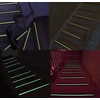 Neslidi laiptų juosta su fluorescencine juostele
