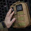 Kelioninis Offlander taktinė "Molle" dėtuvė su pirmosios pagalbos rinkiniu OFF_CACC_09KH