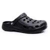 Šlepetės juodos ventiliuojamos su dirželiu Ideal Shoes