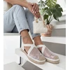 Smėlio spalvos espadrilės ant platformos