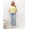 Šviesiai geltoni moteriški plus size marškinėliai