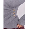 Pilkas moteriškas megztinis su V formos iškirpte ir sagomis