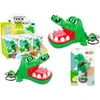 Lean Toys Žalias Krokodilo Pakabuko Žaislas su Skambučiu