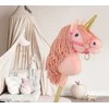 Vienaragis ant lazdos Hobby Horse rožinis su auksiniu ragu