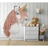 Vienaragis ant lazdos Hobby Horse su rožine karčiene ir auksiniu ragu