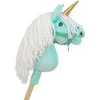 Vienaragis Hobby Horse su lazda mėtų spalvos su balta karčiais ir auksiniu ragu